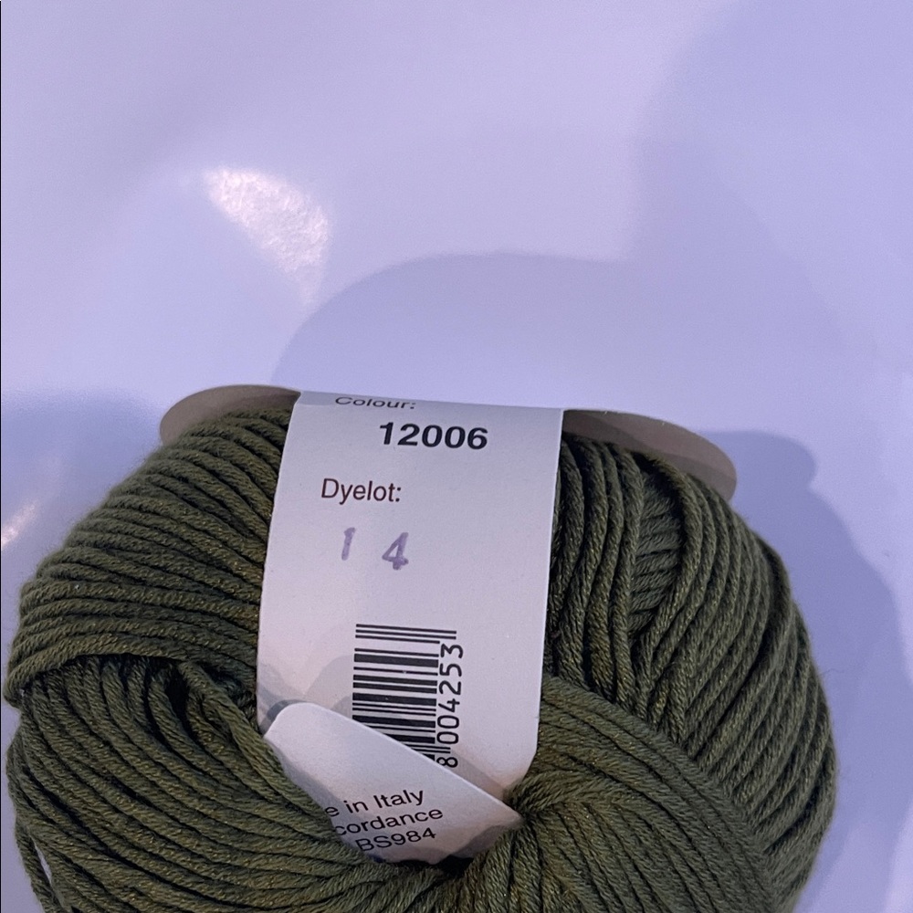 Debbie Bliss Cathay Green (color 12006) Yarn 13 skeins - Picture 2 of 4